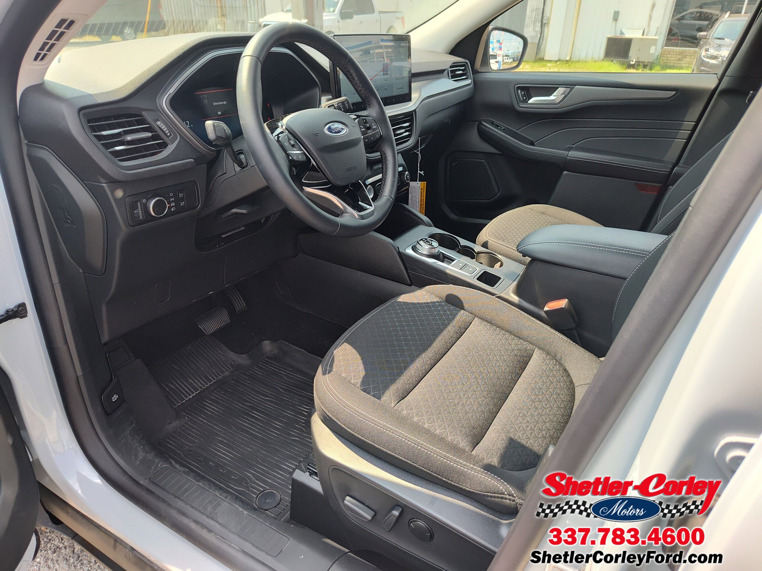 2025 Ford Escape Active photo 2