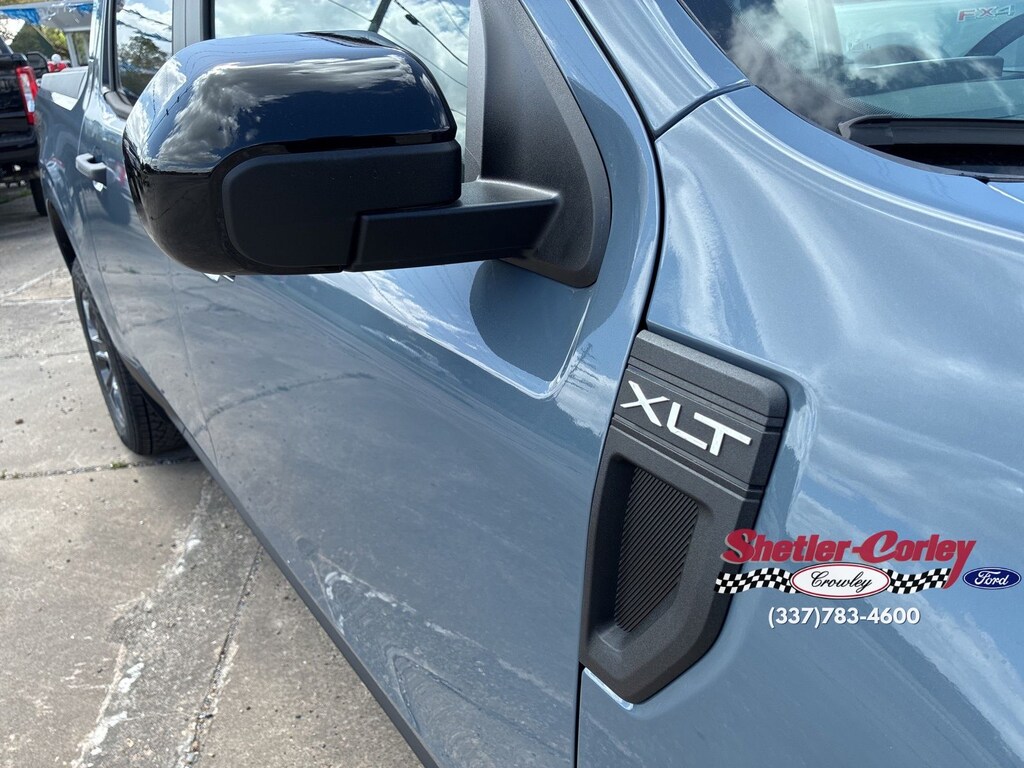 2026 Ford Maverick XLT photo 2