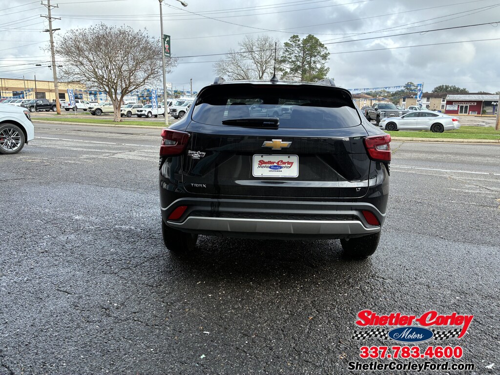 Used 2025 Chevrolet Trax FWD LT FWD LT