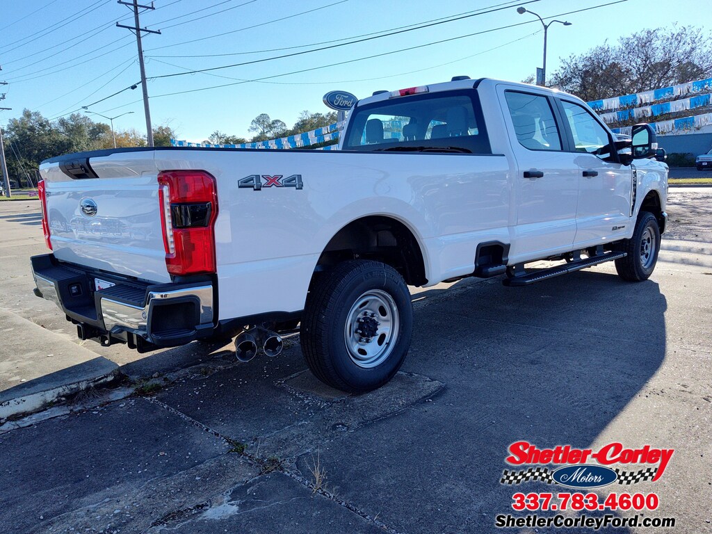 New 2026 Ford F-250 XL Truck Crew Cab