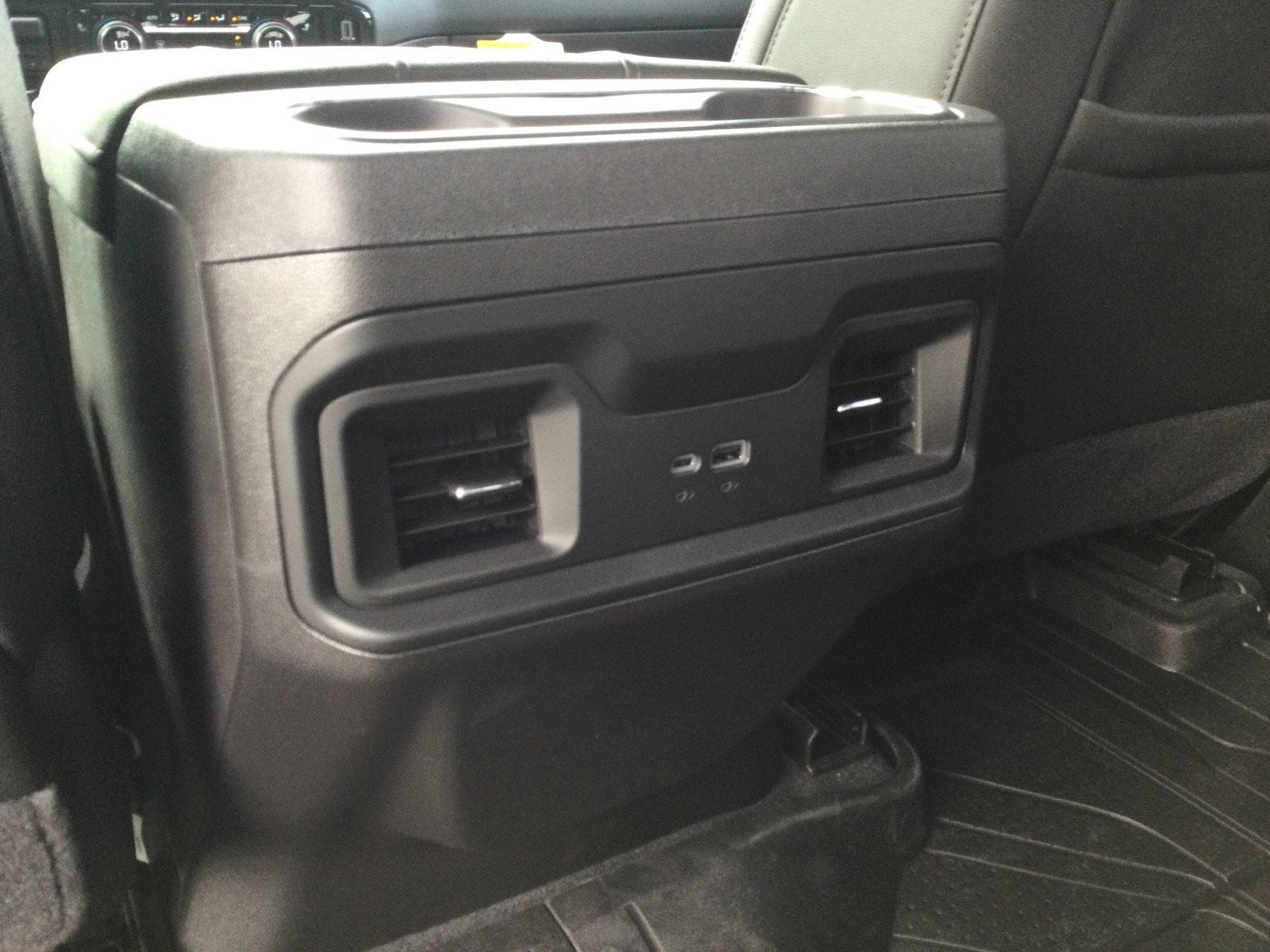 2026 Chevrolet Silverado 1500 RST - Photo 11