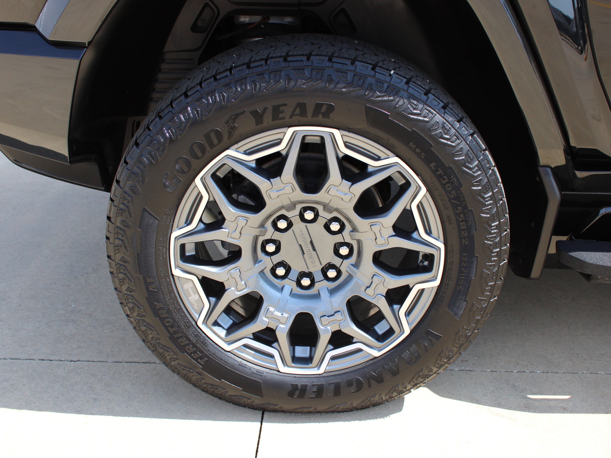 2025 GMC HUMMER EV 3X - Photo 16