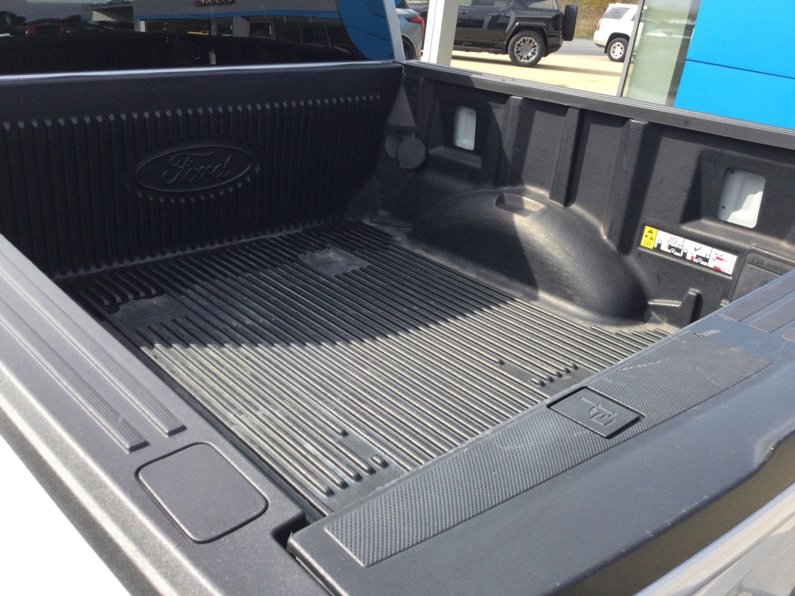 2024 Ford F-150 STX - Photo 9