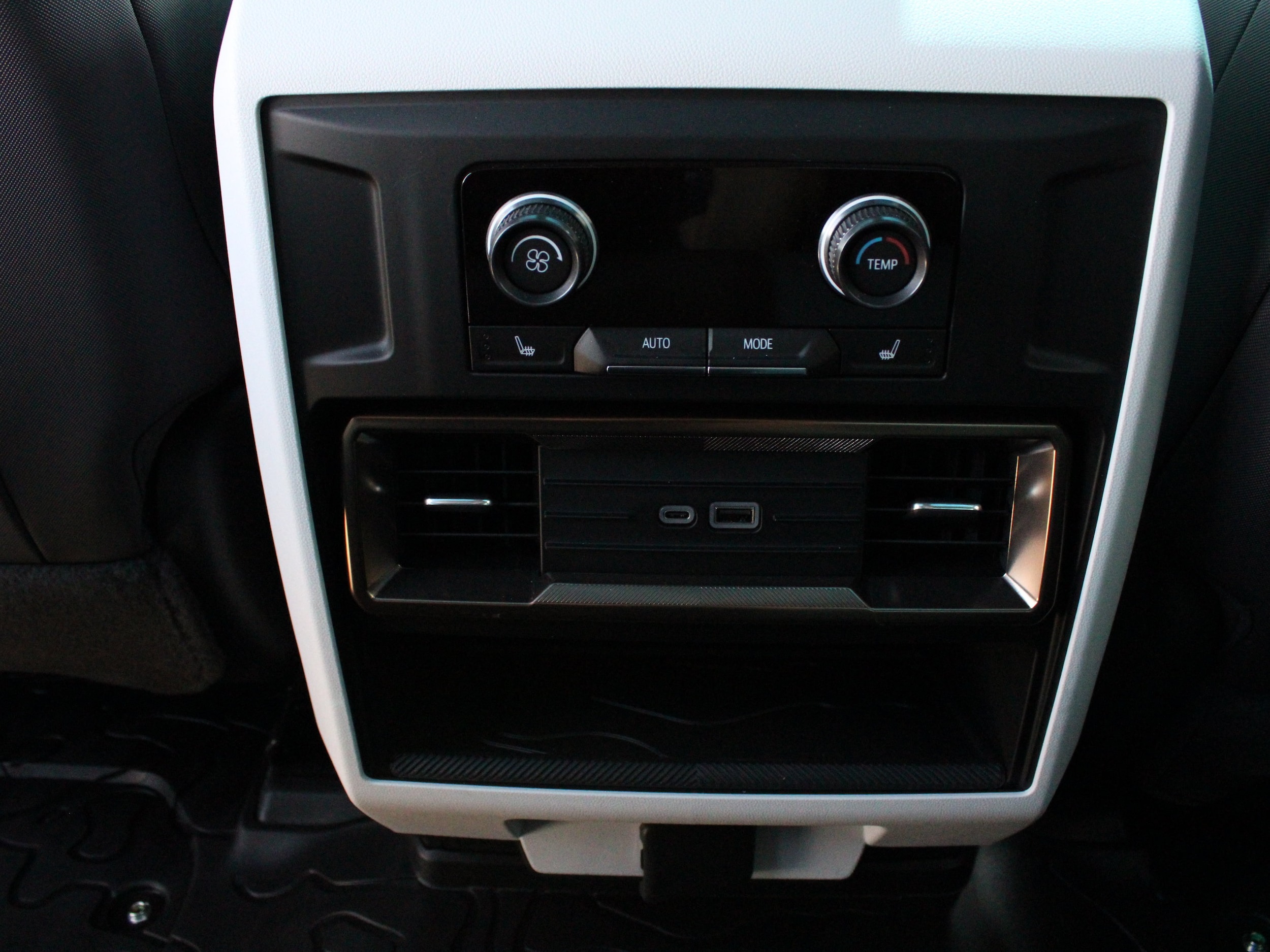 2025 GMC HUMMER EV 3X - Photo 48