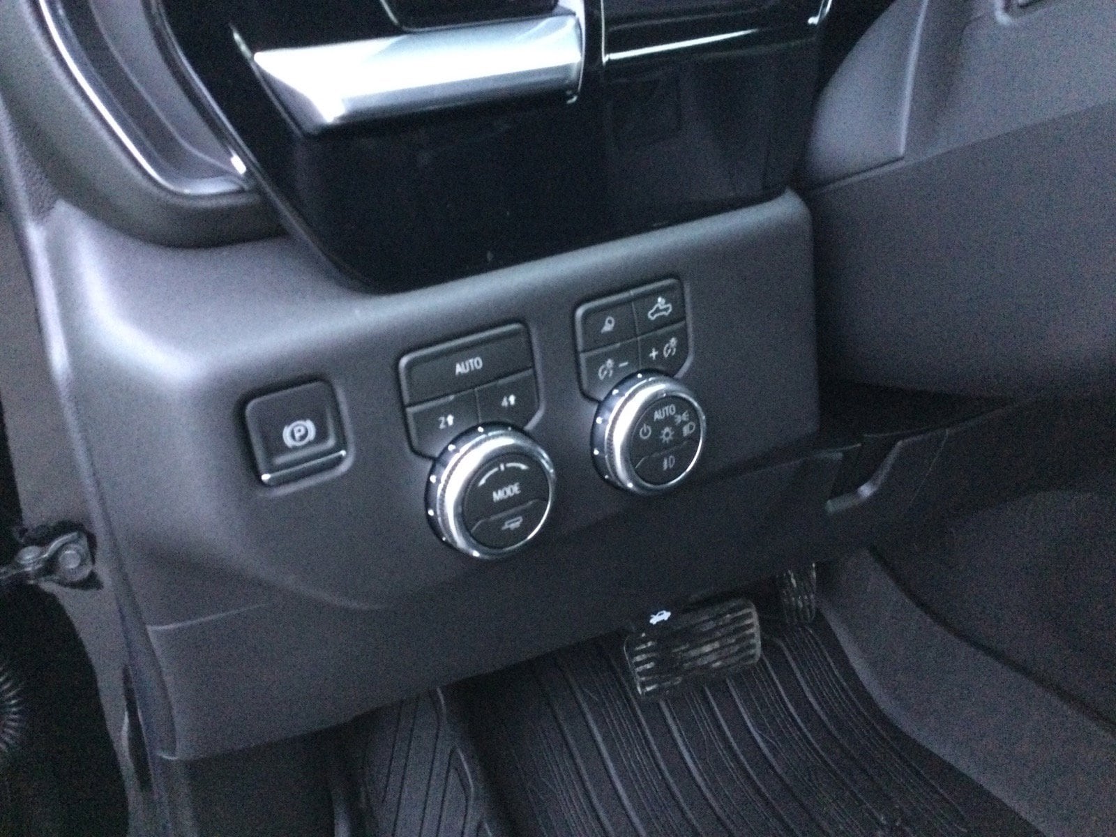 2026 GMC Sierra 1500 Elevation - Photo 14