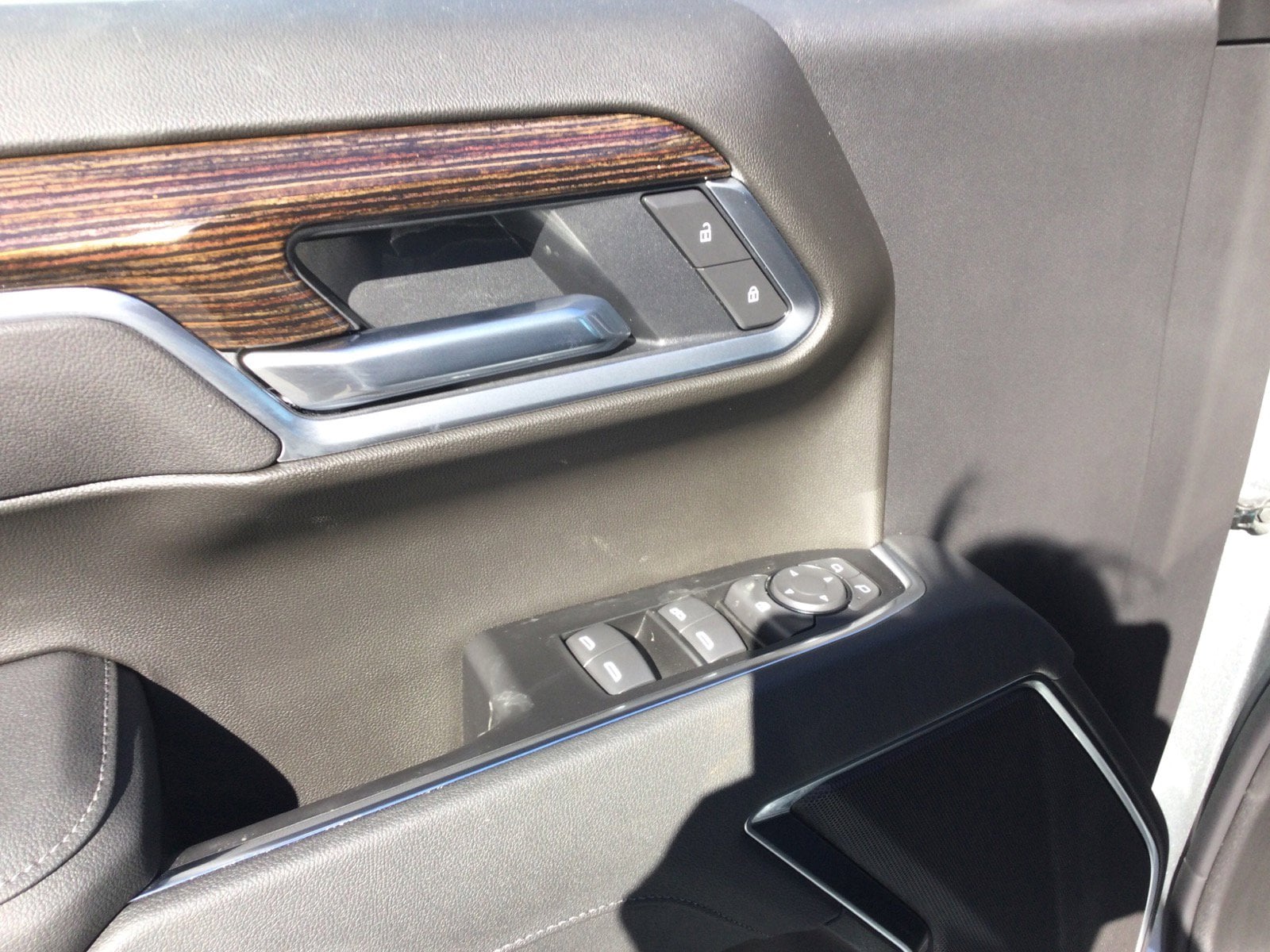 2026 GMC Sierra 1500 SLE - Photo 14