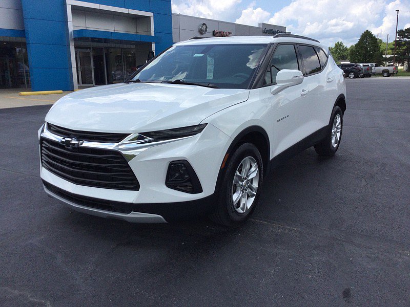 Used 2020 Chevrolet Blazer 2LT with VIN 3GNKBCRS9LS667078 for sale in Paxton, IL