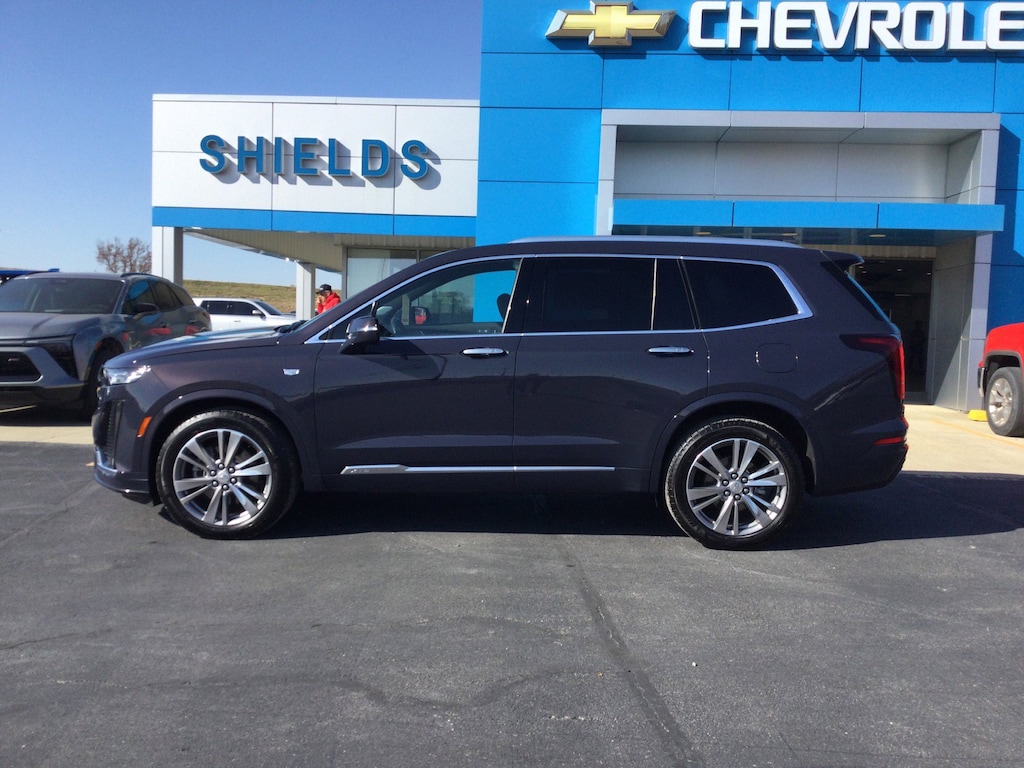 Used 2025 CADILLAC XT6 Premium Luxury SUV