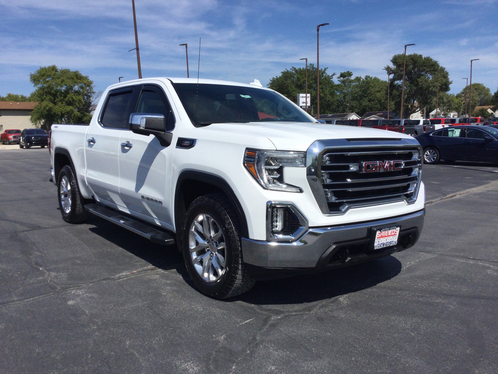 2020 Gmc Sierra 1500 SLT photo 2