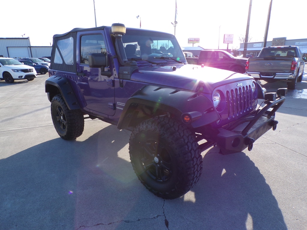 Used 2017 Jeep Wrangler JK Sport 4x4 SUV