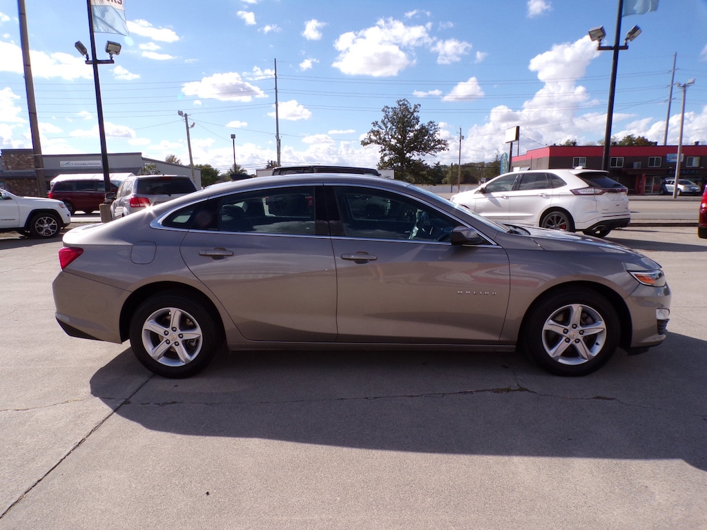 Used 2024 Chevrolet Malibu LS w/1LS Sedan
