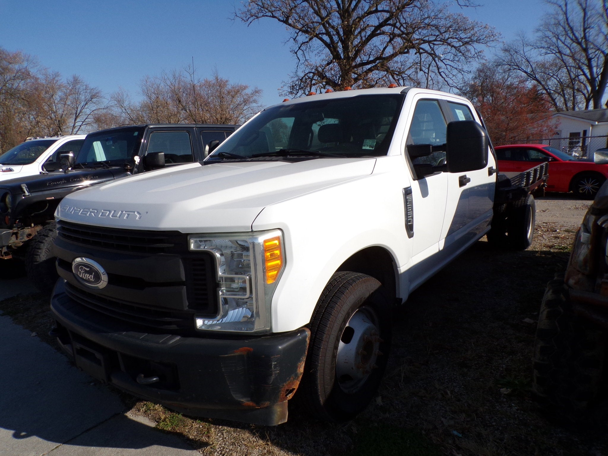 2017 Ford F-350 Super Duty Chassis Cab XL's photo