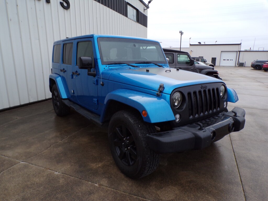 Used 2014 Jeep Wrangler Unlimited Sahara 4x4 SUV