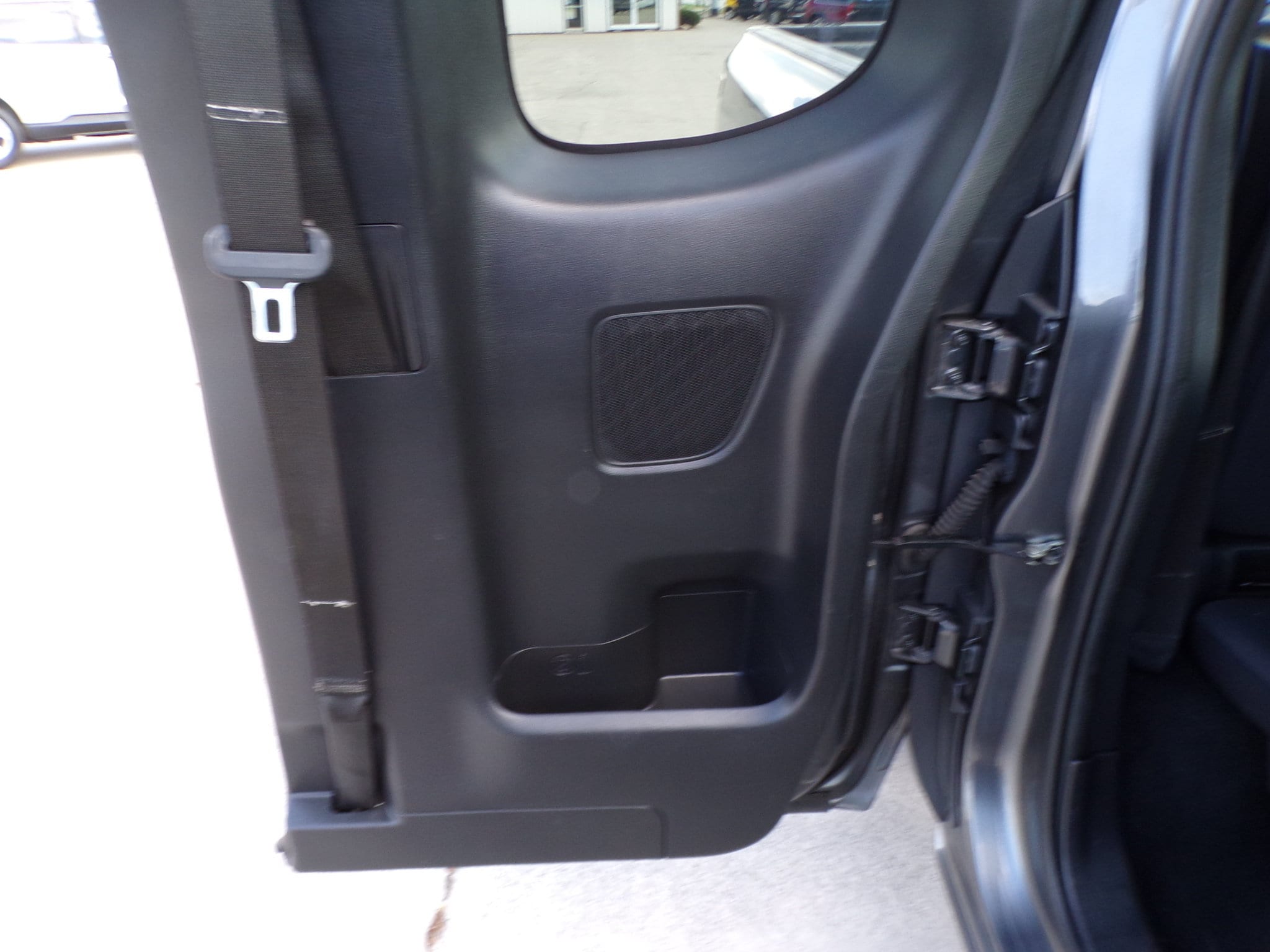 2023 Nissan Frontier S - Photo 32