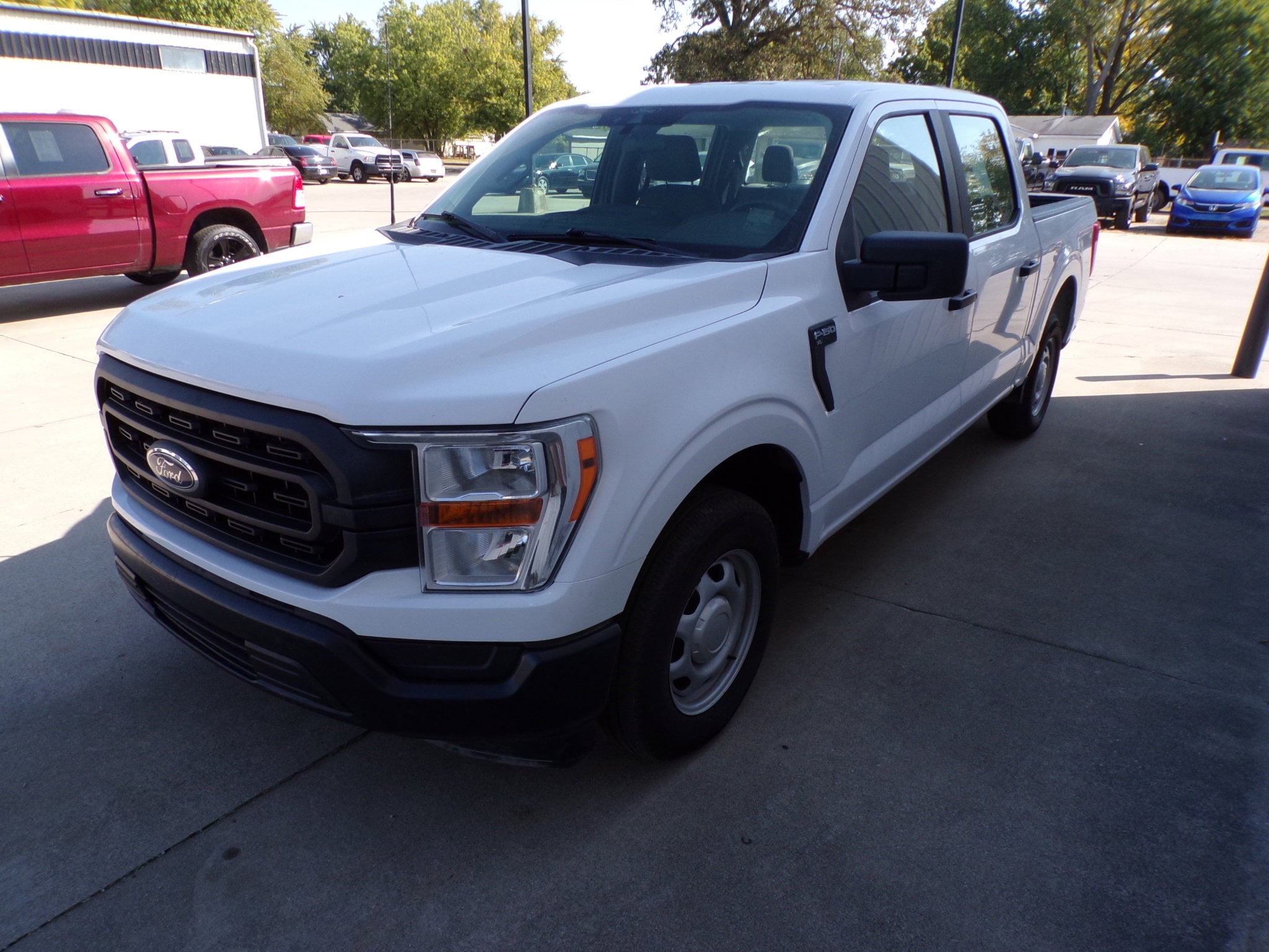 2021 Ford F-150 XL's photo