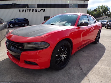 2017 Dodge Charger SE Sedan