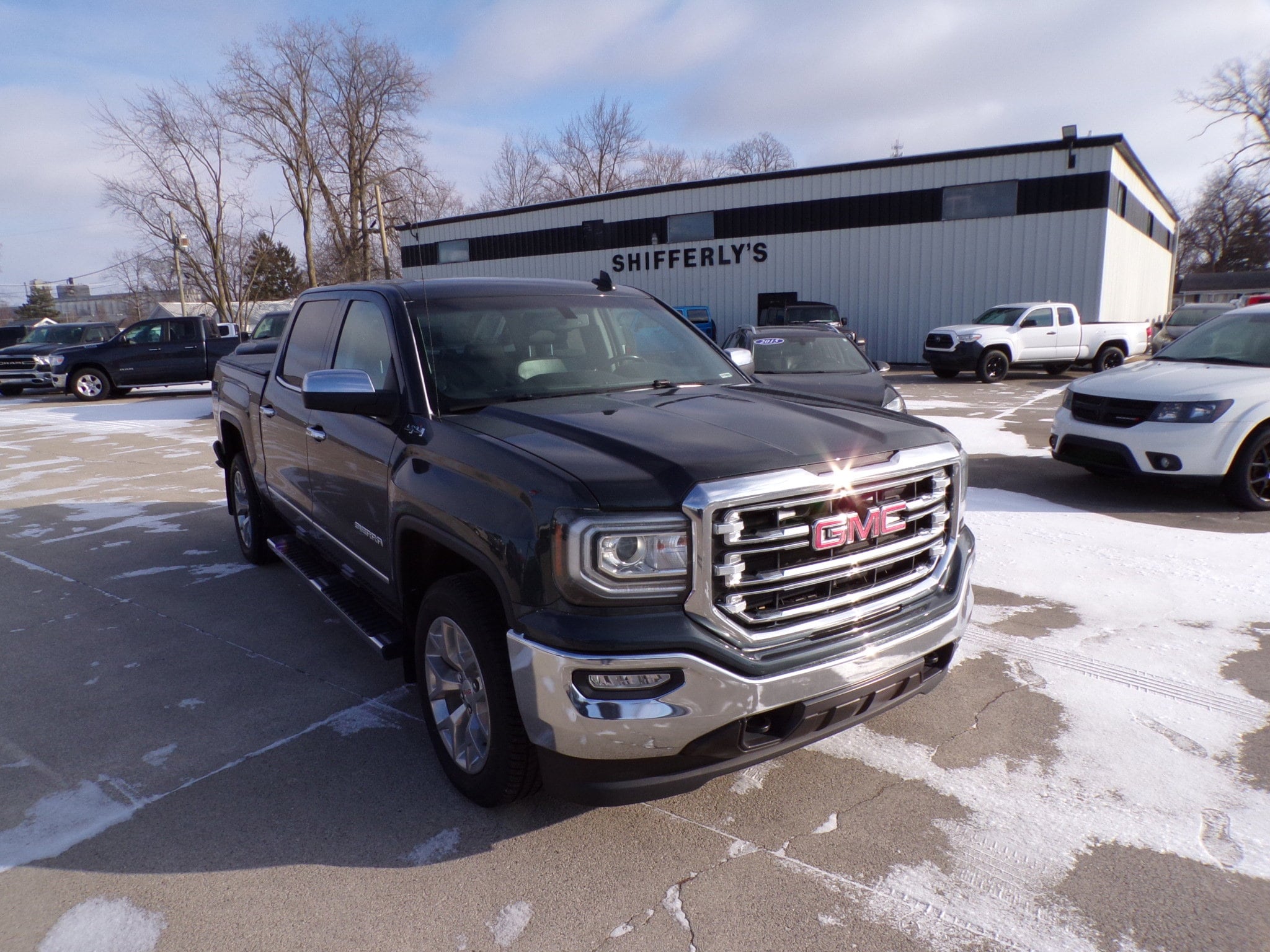 2018 GMC Sierra 1500 SLT's photo