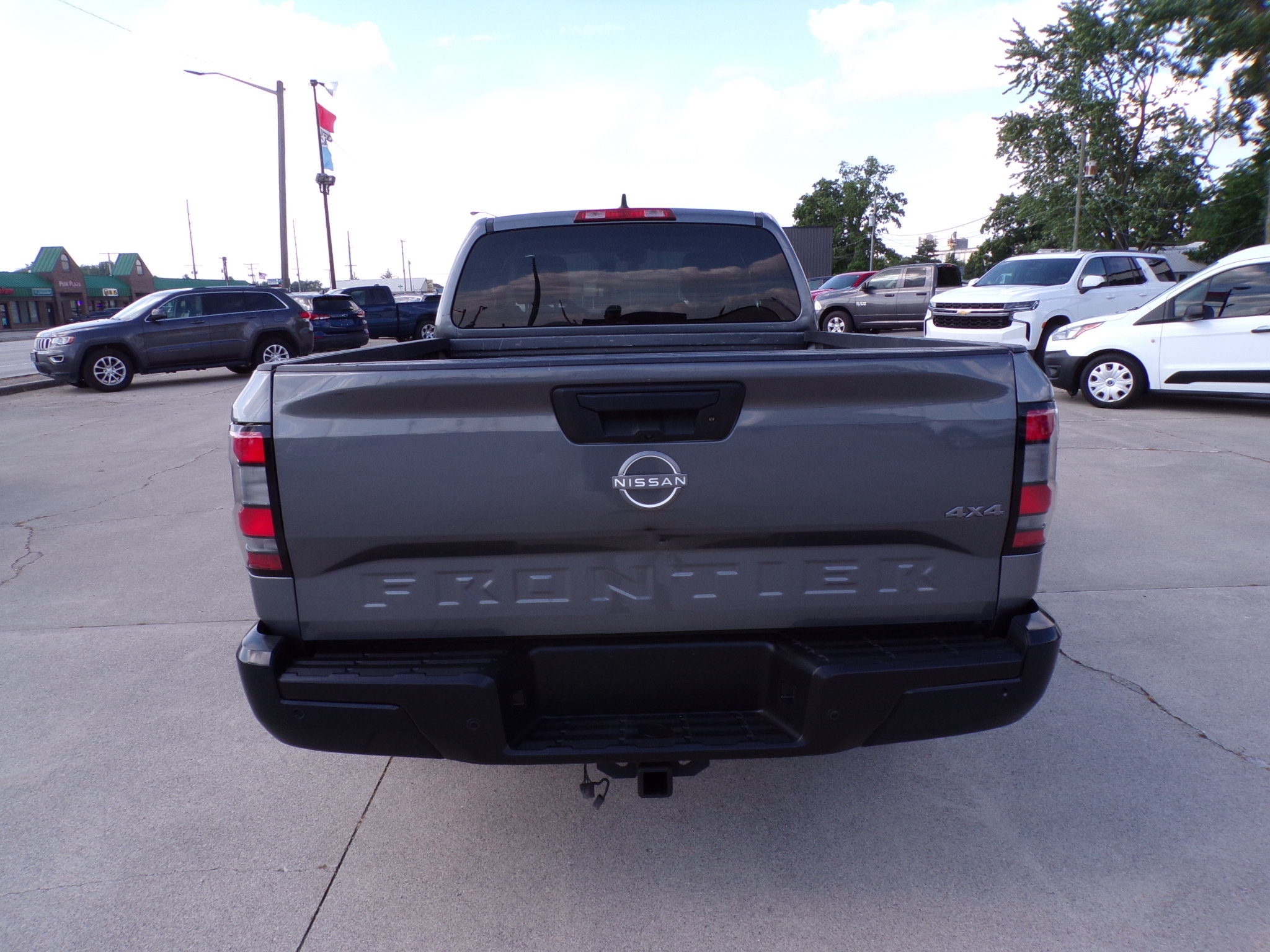 2023 Nissan Frontier S - Photo 6