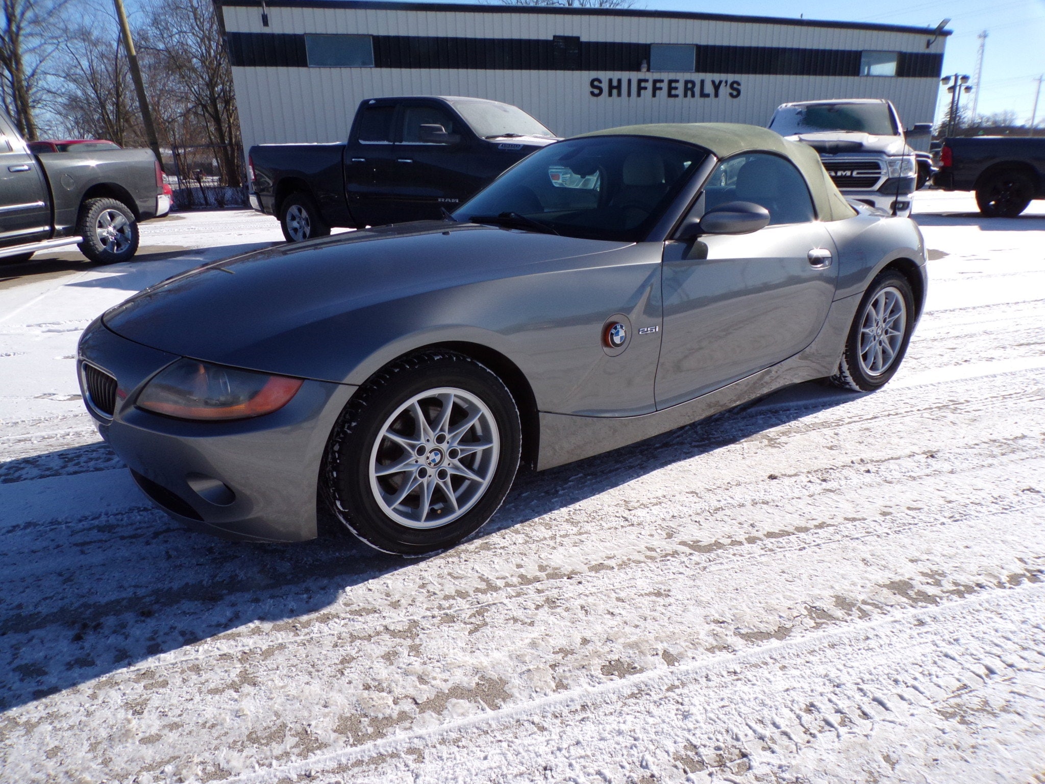 2004 BMW Z4 2.5