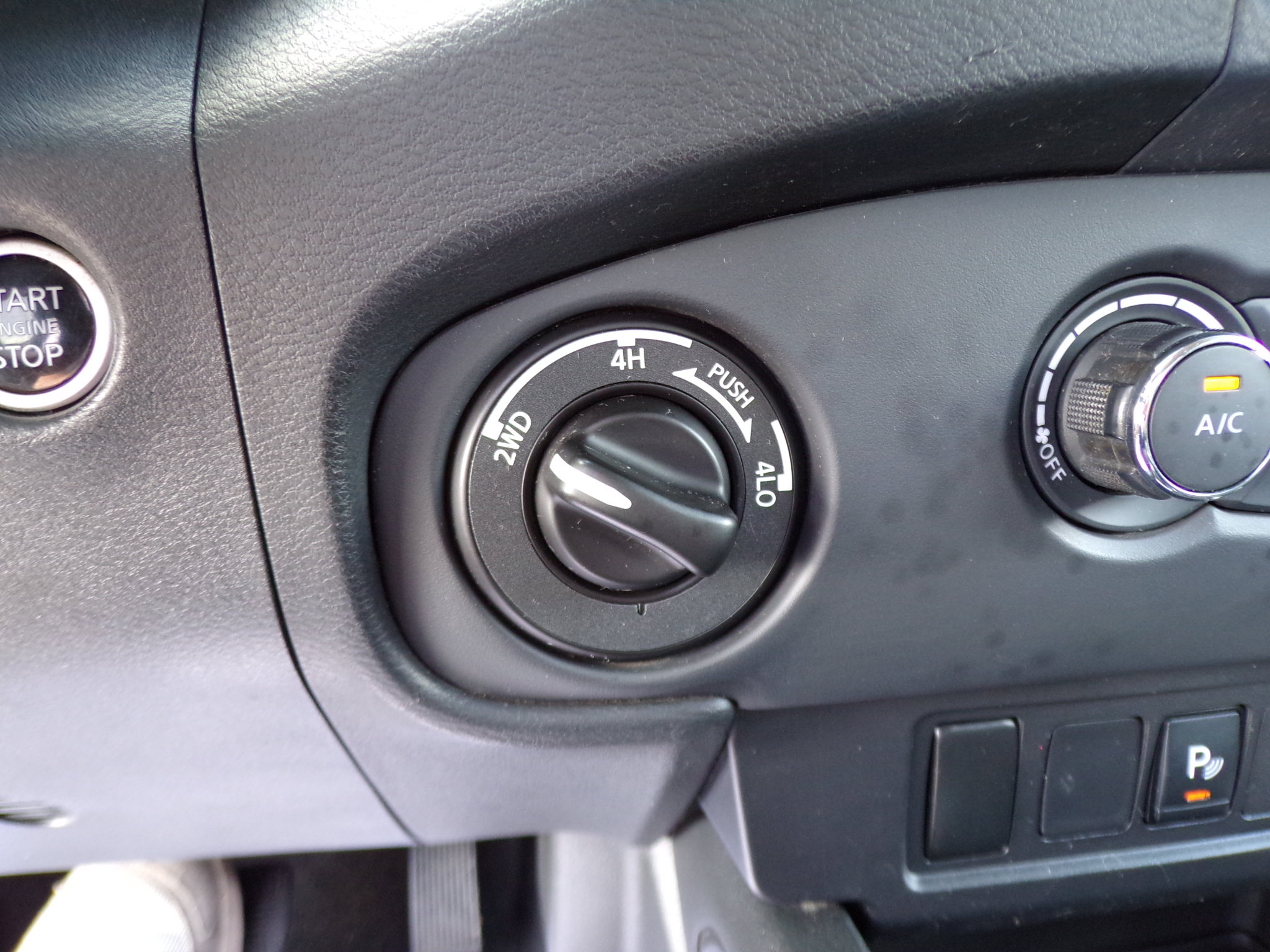 2023 Nissan Frontier S - Photo 24