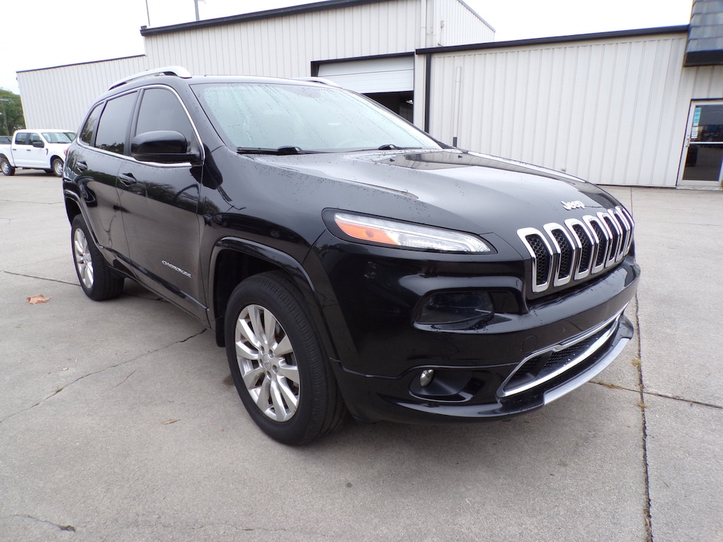 Used 2016 Jeep Cherokee Overland 4x4 SUV