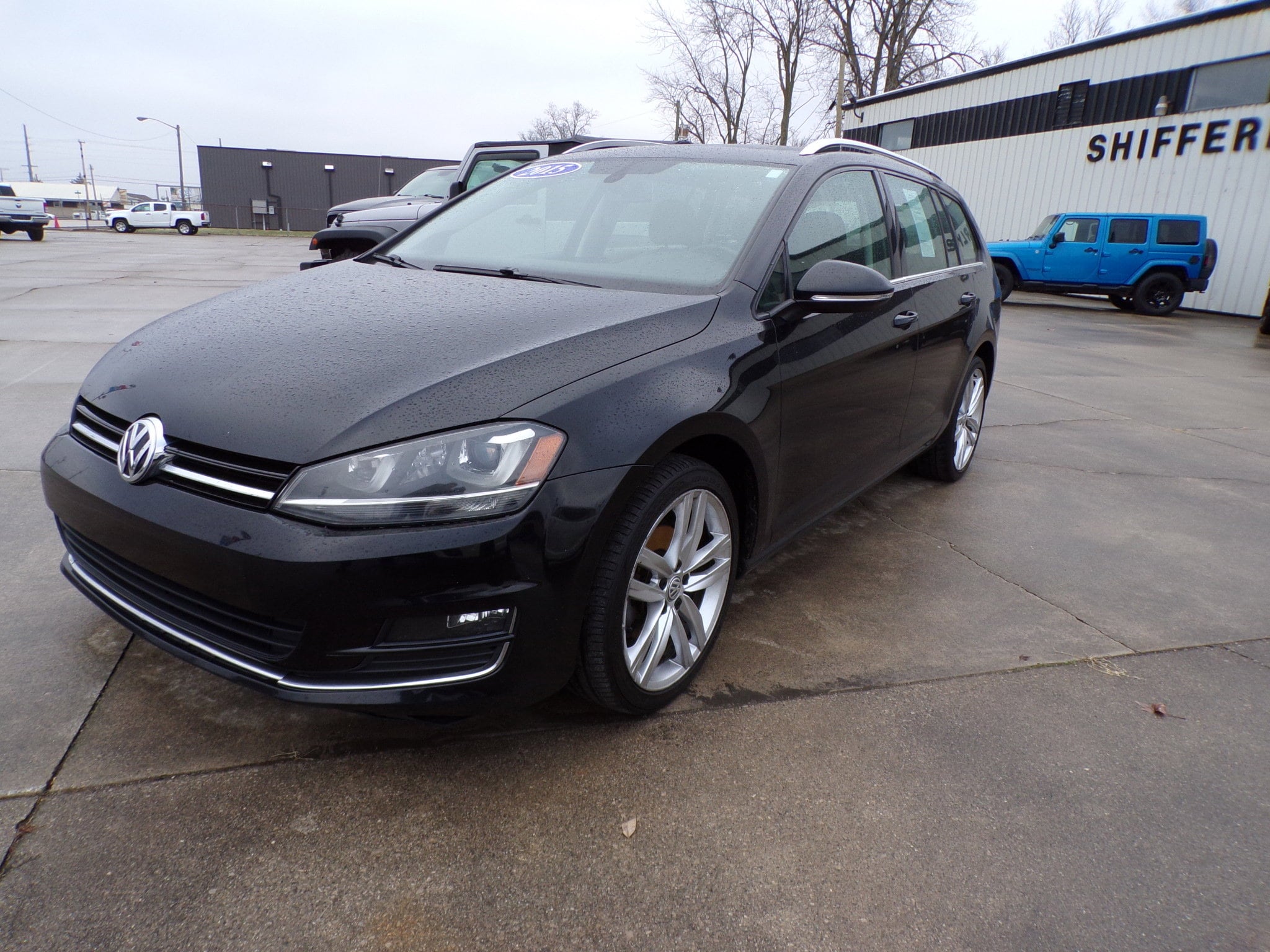 2015 Volkswagen Golf SportWagen TDI SEL's photo