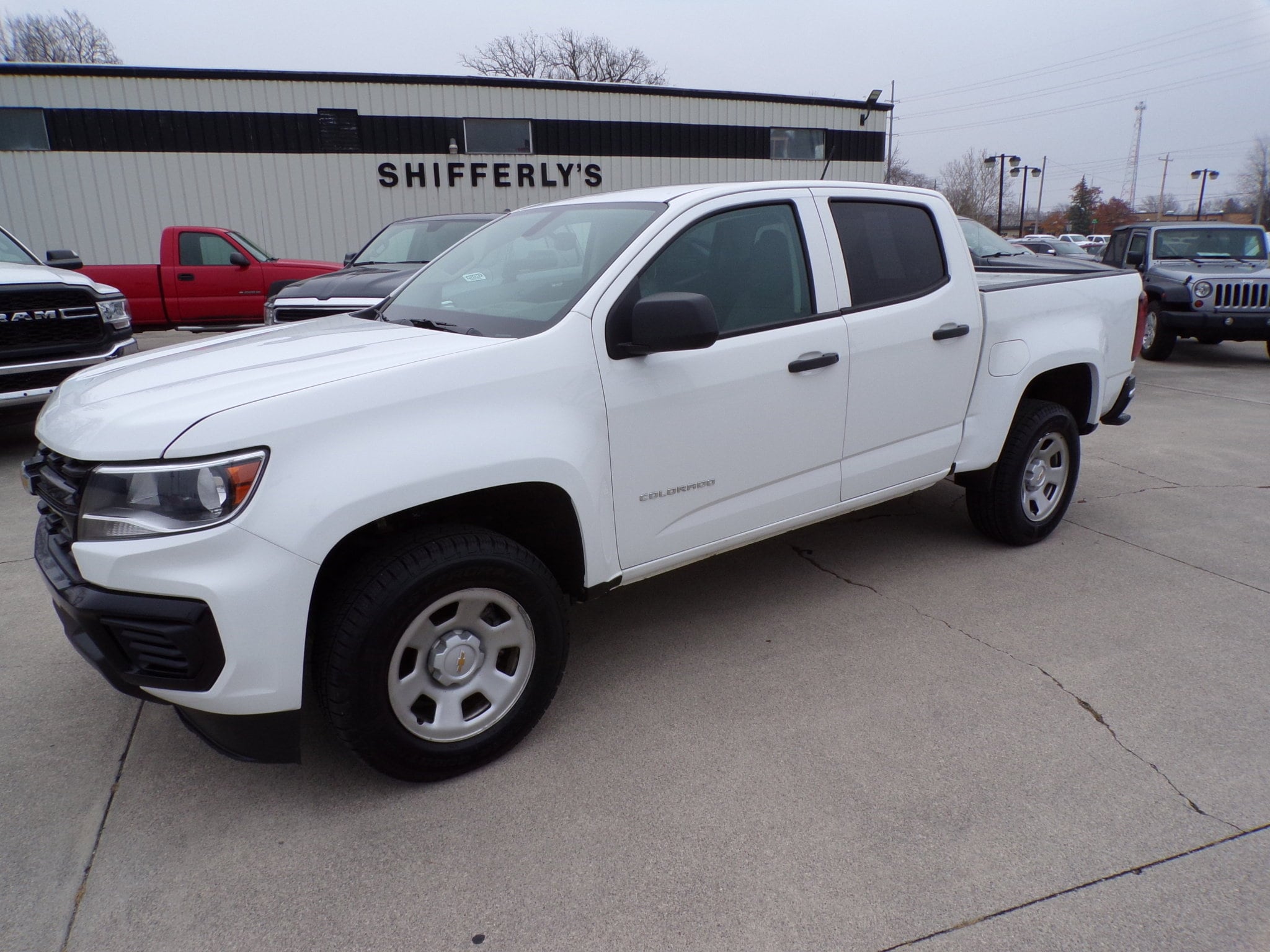 2022 Chevrolet Colorado Work Truck's photo