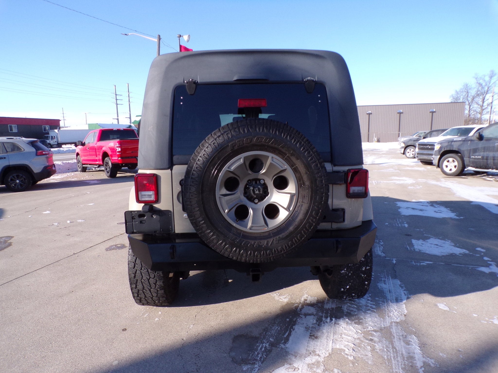 2017 Jeep Wrangler Unlimited Sahara - Photo 6