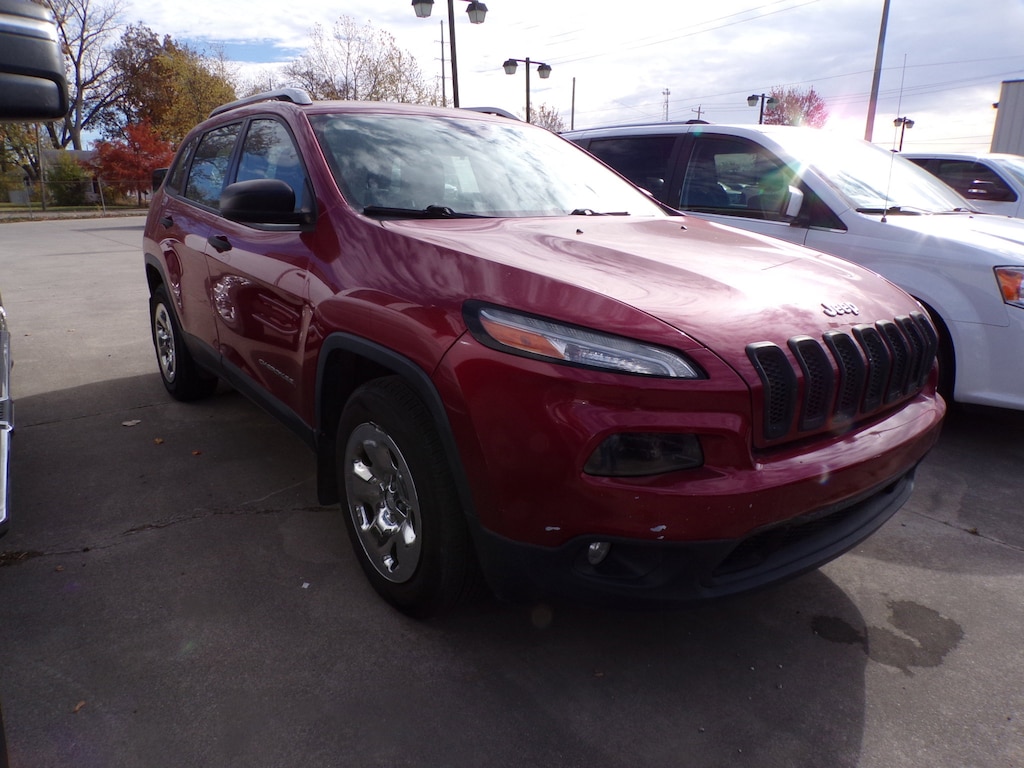 Used 2015 Jeep Cherokee Sport 4x4 SUV