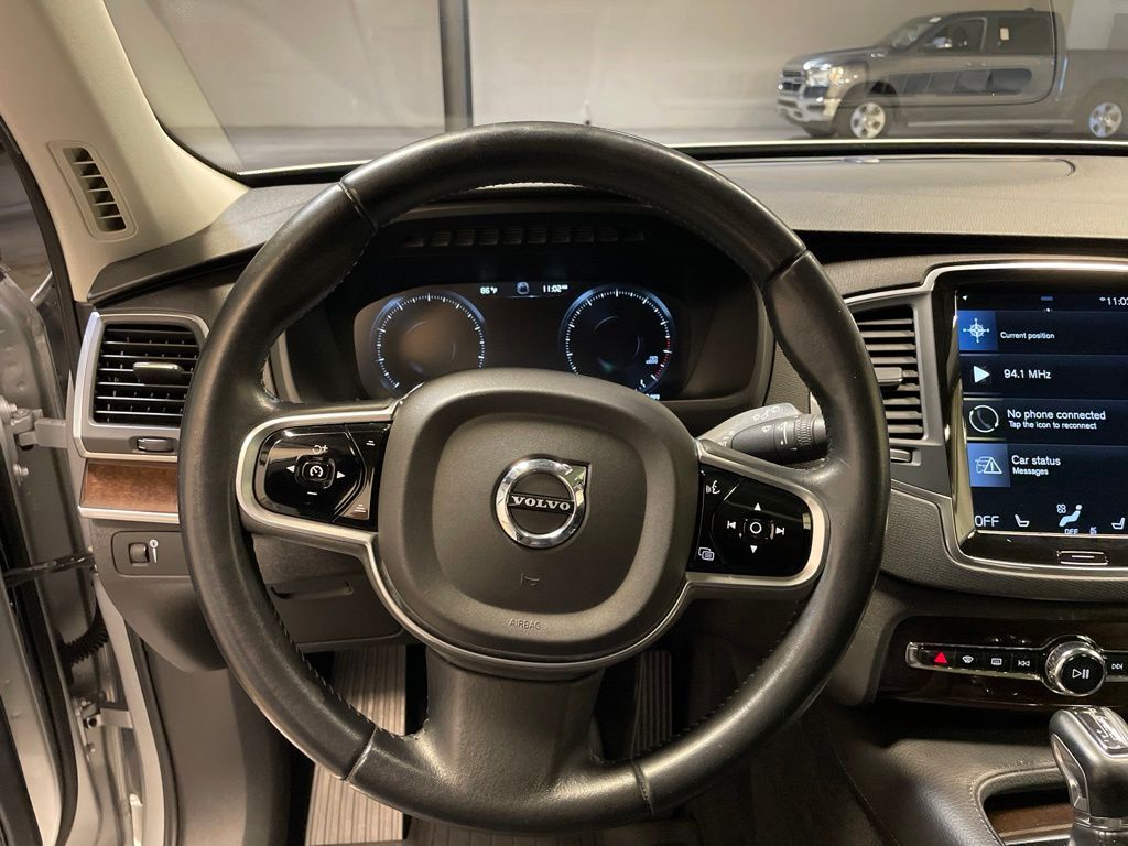 2019 Volvo XC90 11