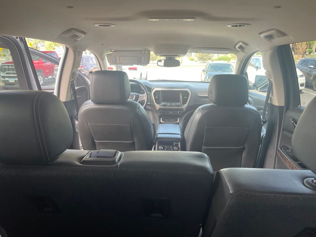 2023 GMC Acadia Denali - Photo 27