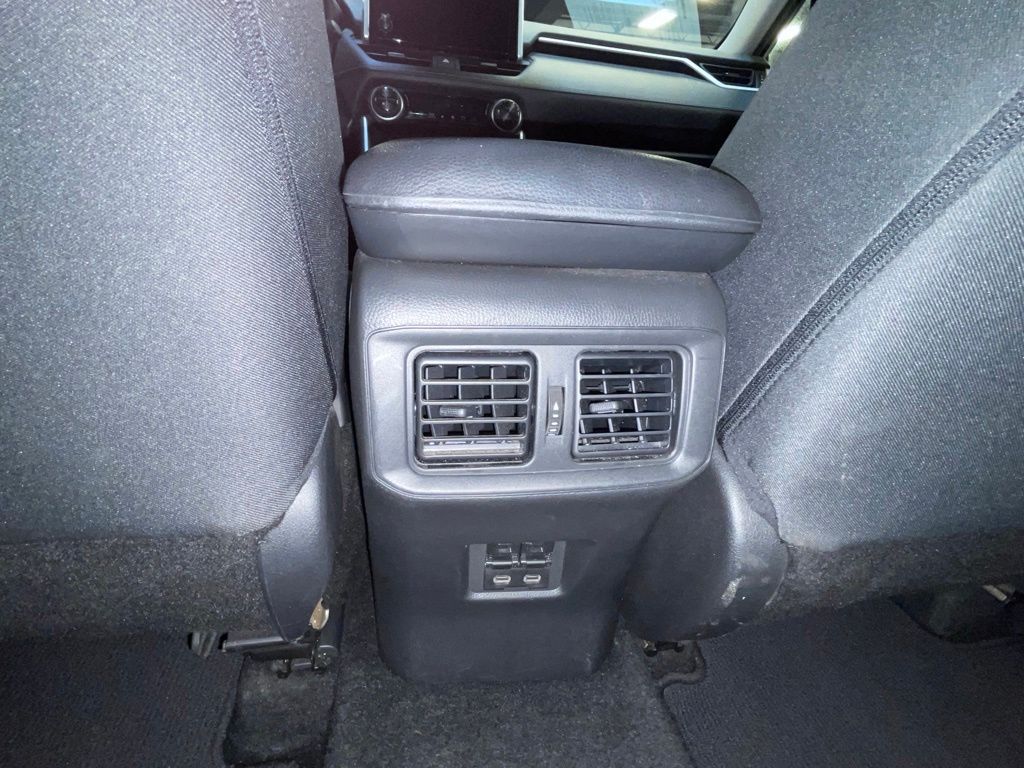 2024 Toyota RAV4 12