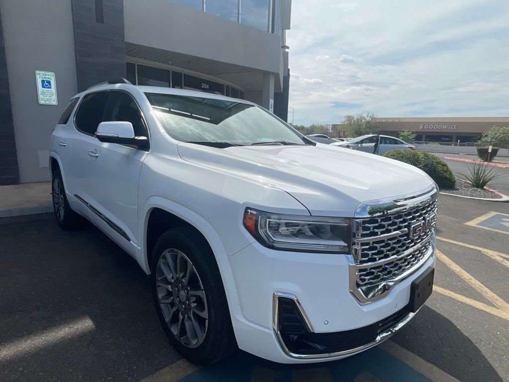 2023 GMC Acadia Denali - Photo 23
