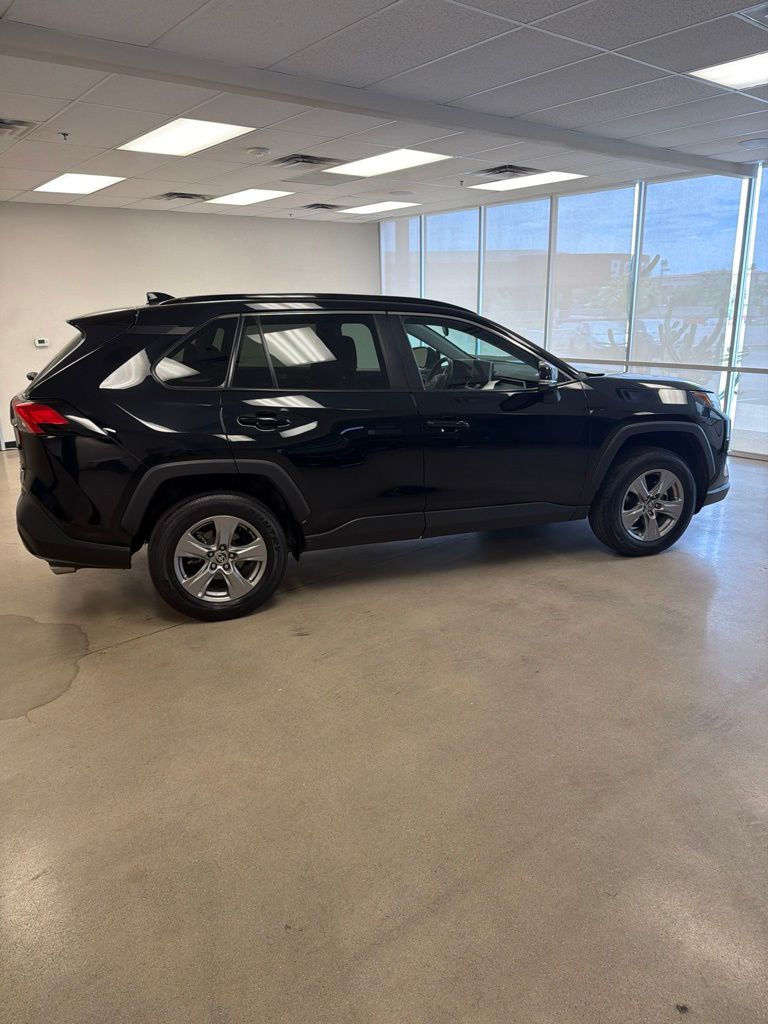 2024 Toyota RAV4 3