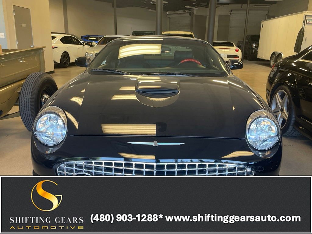 2002 Ford Thunderbird