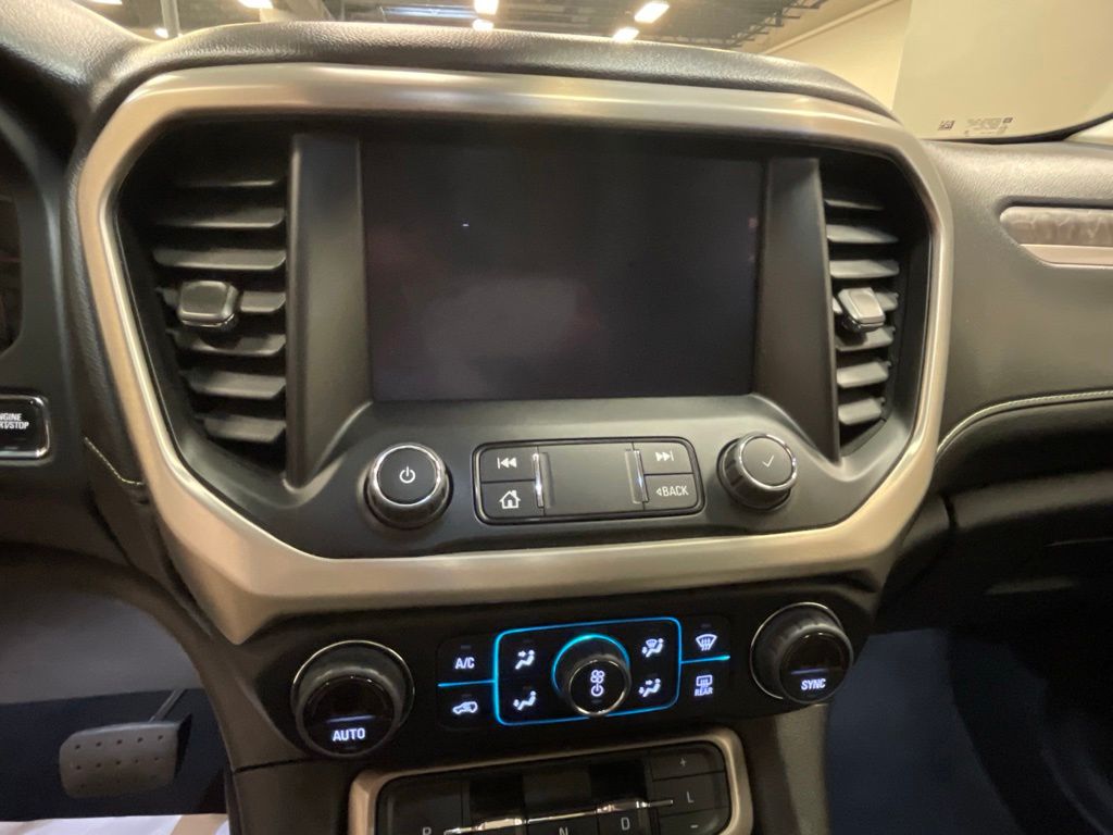 2023 GMC Acadia Denali - Photo 10