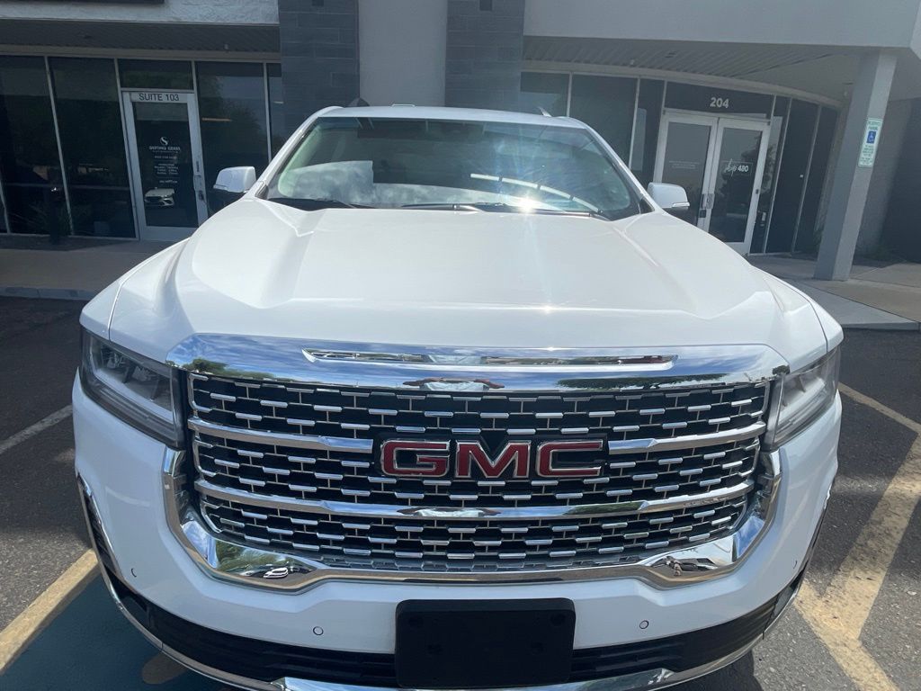 2023 GMC Acadia Denali - Photo 24