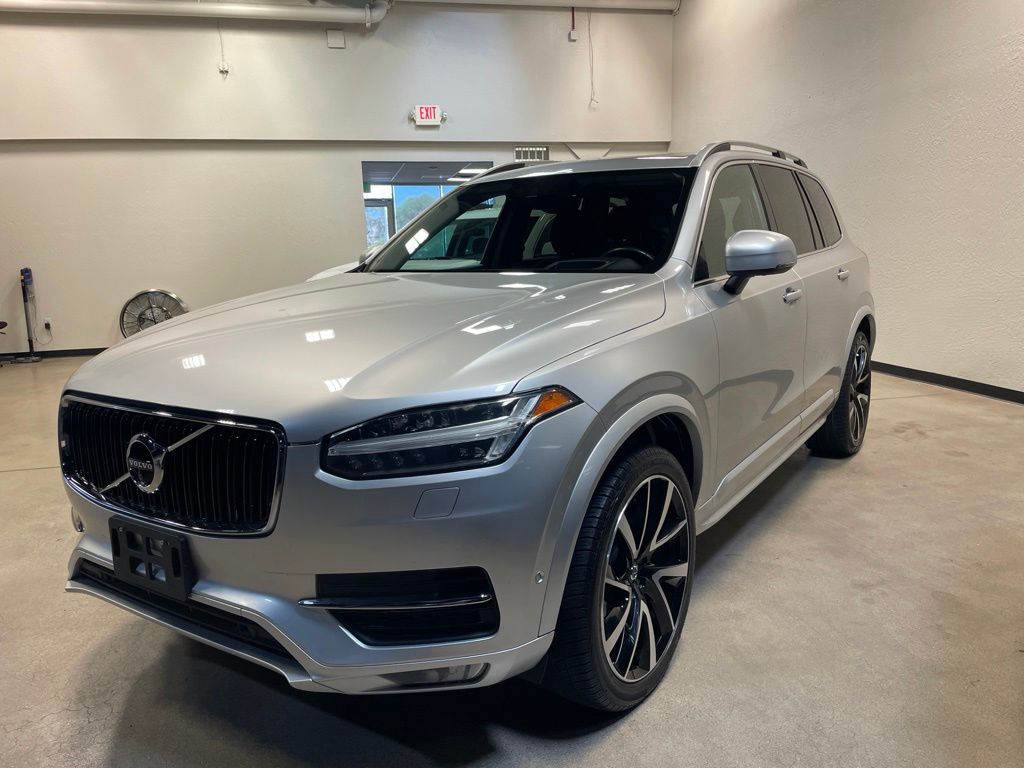2019 Volvo XC90 2