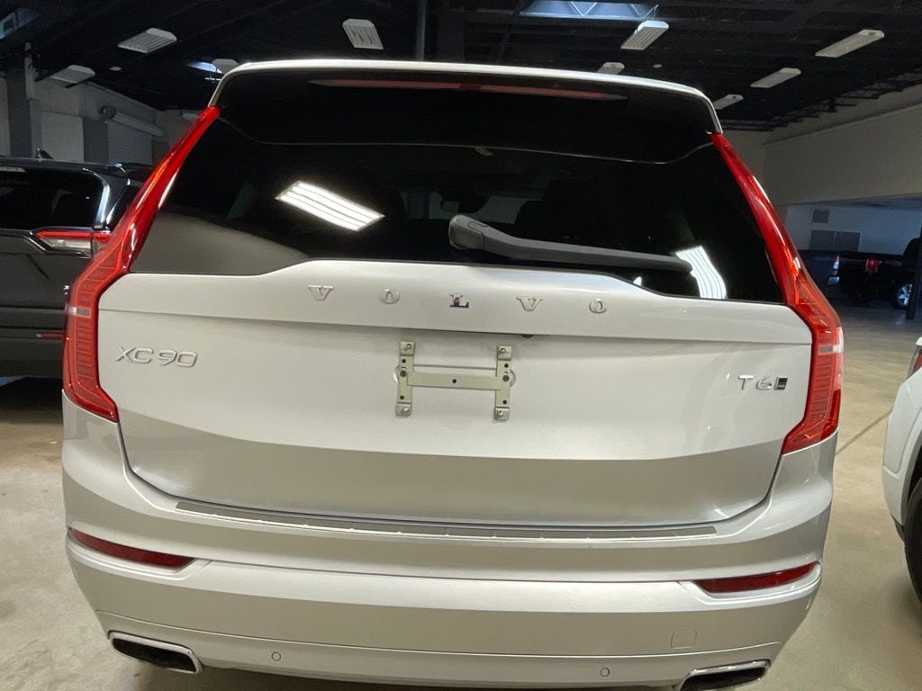 2019 Volvo XC90 4