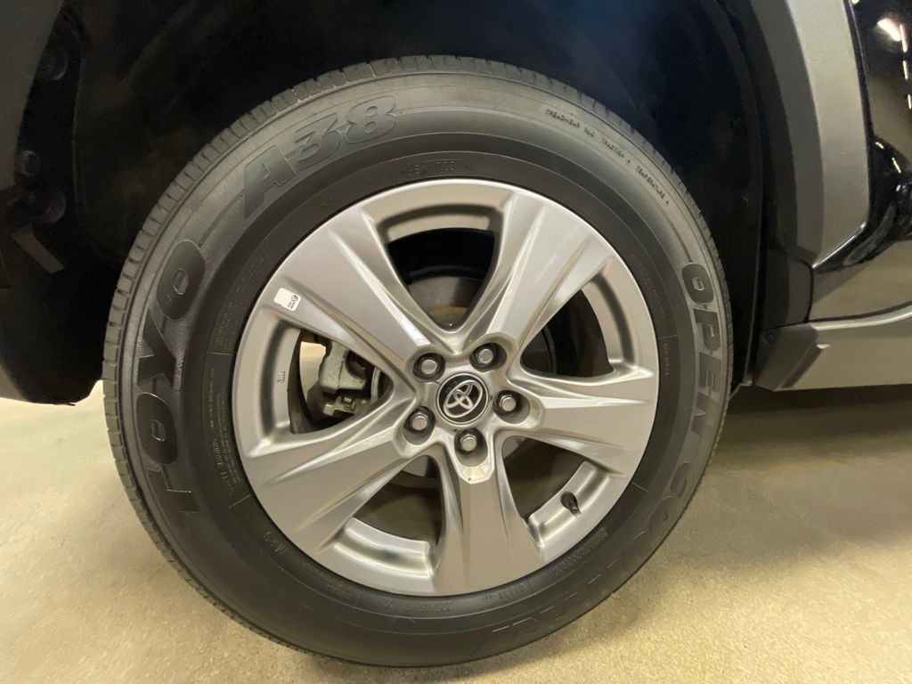 2024 Toyota RAV4 21