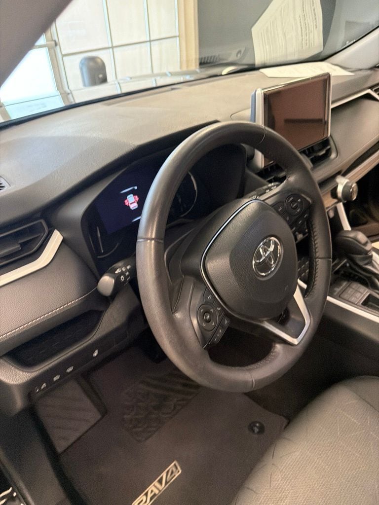 2024 Toyota RAV4 7
