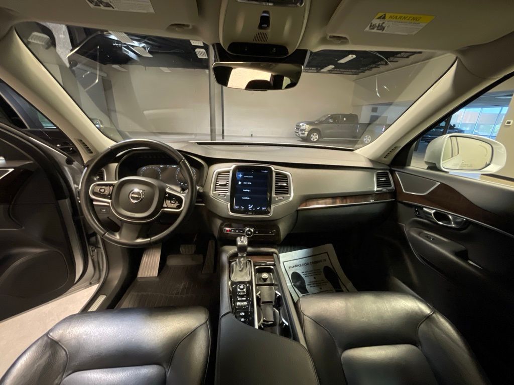2019 Volvo XC90 8