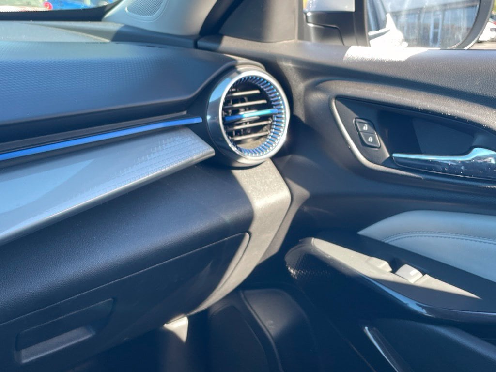 2025 Chevrolet Trax LT - Photo 13