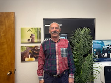 Staff member John Crooks from ID_da94660ebf9c