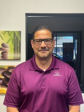 Staff member Jeff Monioz from ID_4955762ae7b0