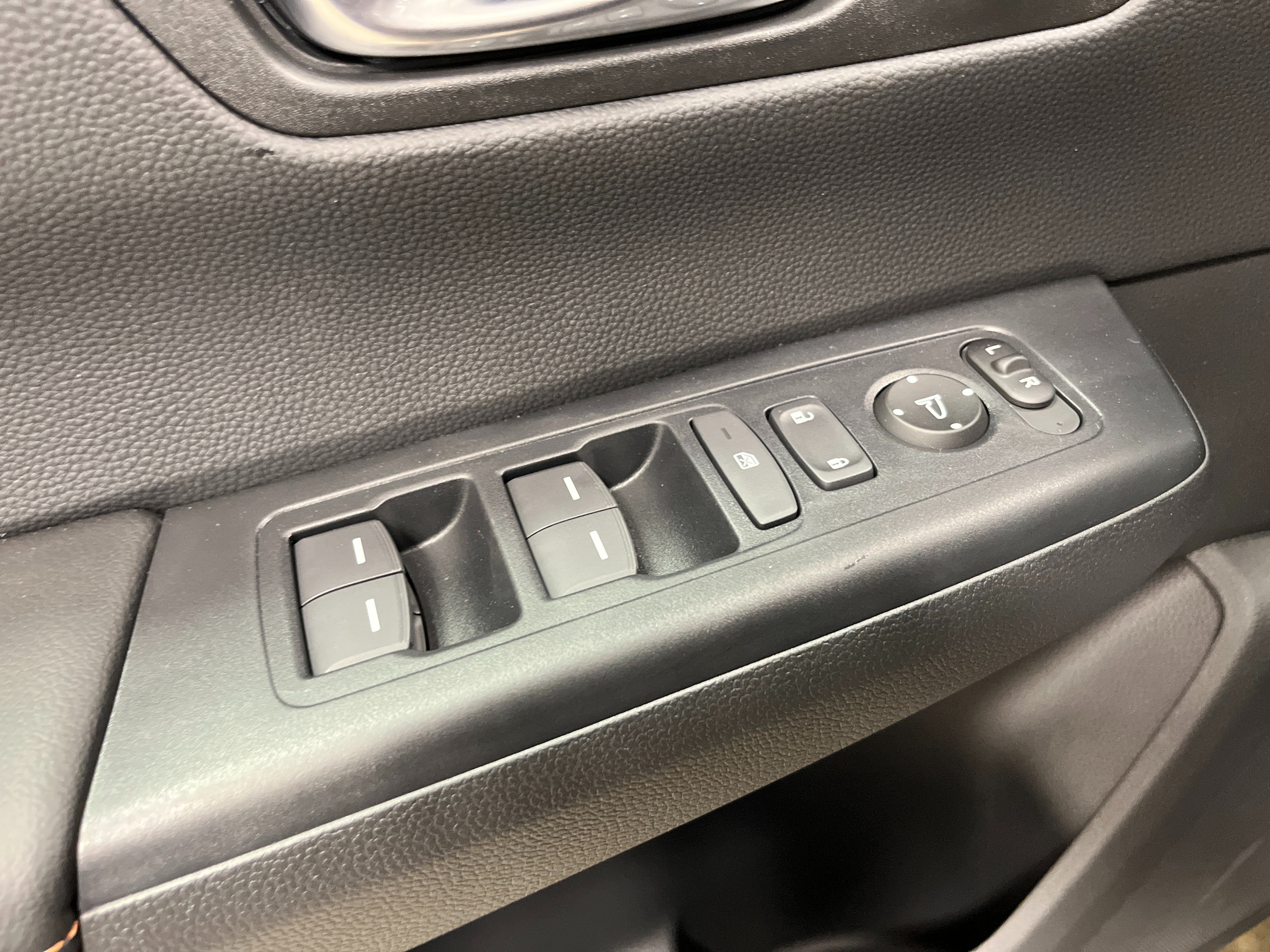 2026 Honda CR-V Sport-L - Photo 15