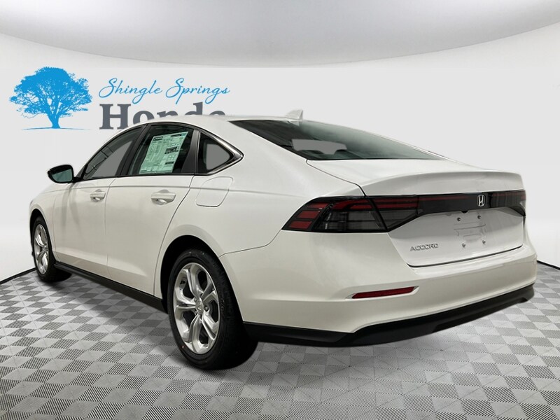 2025 Honda Accord LX photo 2