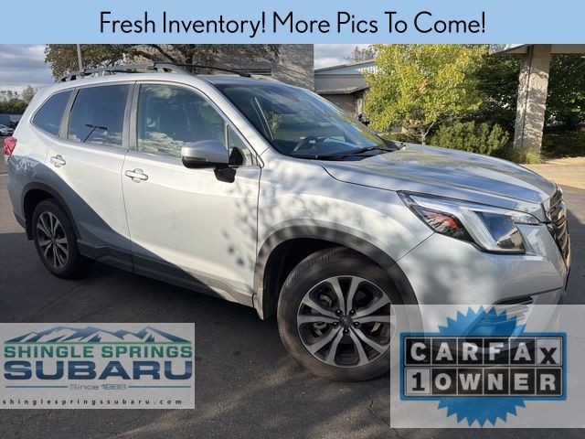 2023 Subaru Forester Limited photo 2