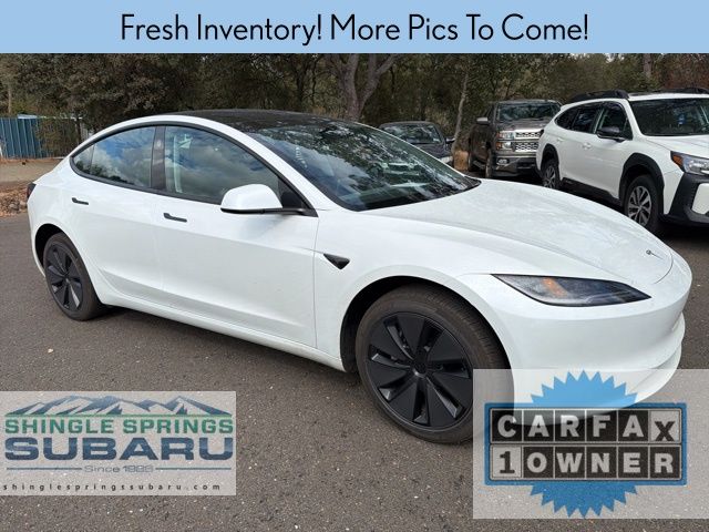 2025 Tesla Model 3 Long Range photo 2