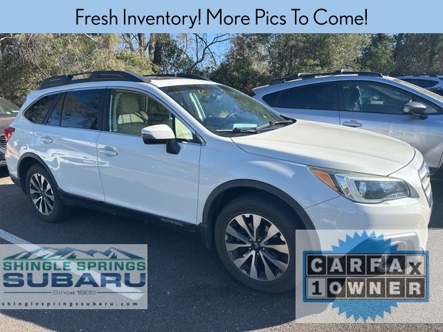 2015 Subaru Outback 2.5i photo 2